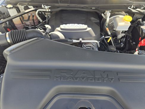 Used 2024 RAM 2500 Big Horn w/ Heated Seats & Wheel Group image 33