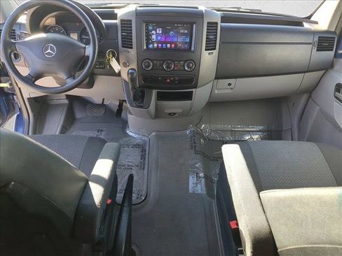Used 2011 Mercedes-Benz Sprinter 2500 image 18