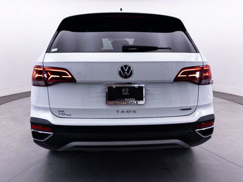 Used 2022 Volkswagen Taos SE FWD image 14