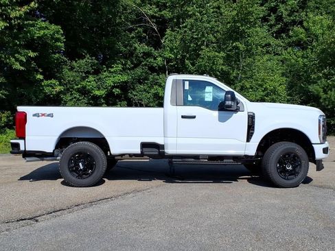 New 2026 Ford F250 XL w/ STX Appearance Package AWD/4WD image 4