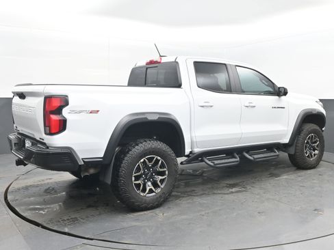 Certified 2023 Chevrolet Colorado ZR2 w/ ZR2 Convenience Package III image 9