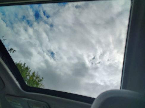 Used 2014 Subaru Forester 2.5i Premium w/ All-Weather Package image 15