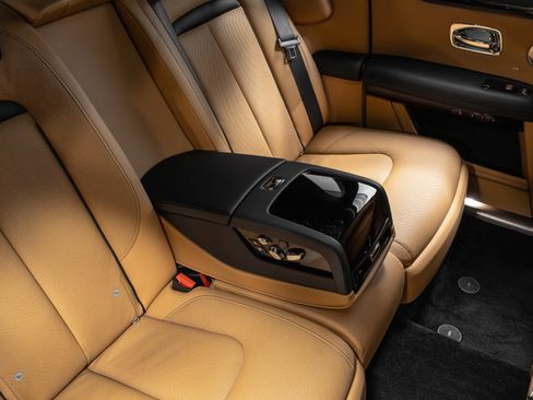 Used 2022 Rolls-Royce Ghost image 29