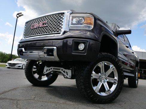 Used 2015 GMC Sierra 1500 Denali w/ Driver Alert Package image 51