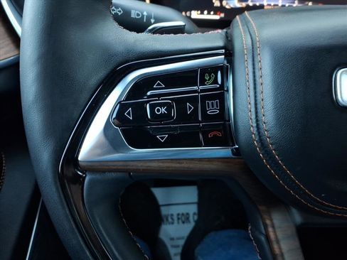 Used 2021 Jeep Grand Cherokee L Summit w/ Advanced Protech Group IV image 25