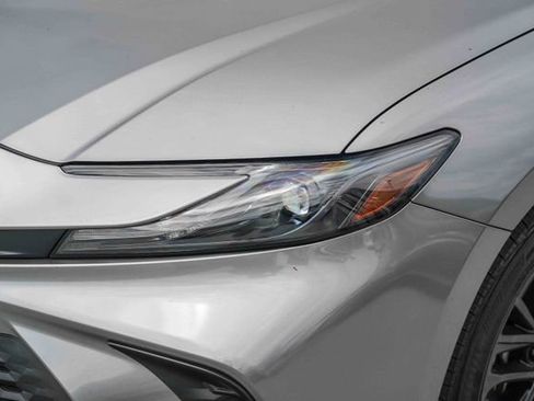 Used 2025 Toyota Camry SE w/ Multimedia Upgrade Package FWD image 7