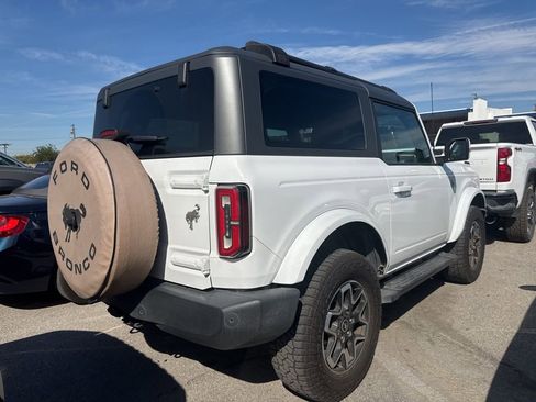 Used 2021 Ford Bronco Outer Banks image 5