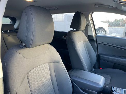 New 2026 Kia Sportage LX w/ LX Convenience Package image 30