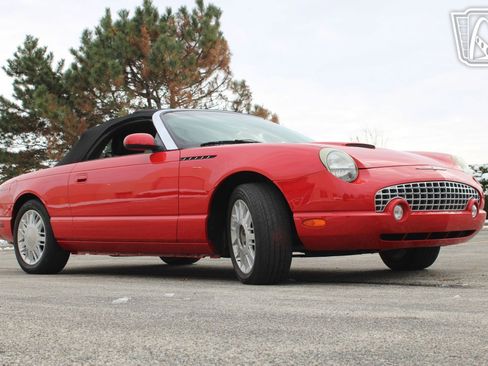 Used 2002 Ford Thunderbird image 15