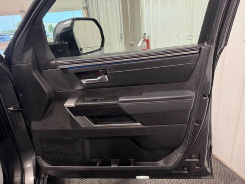 Used 2023 Toyota Tundra Platinum w/ Advanced Package AWD/4WD image 23
