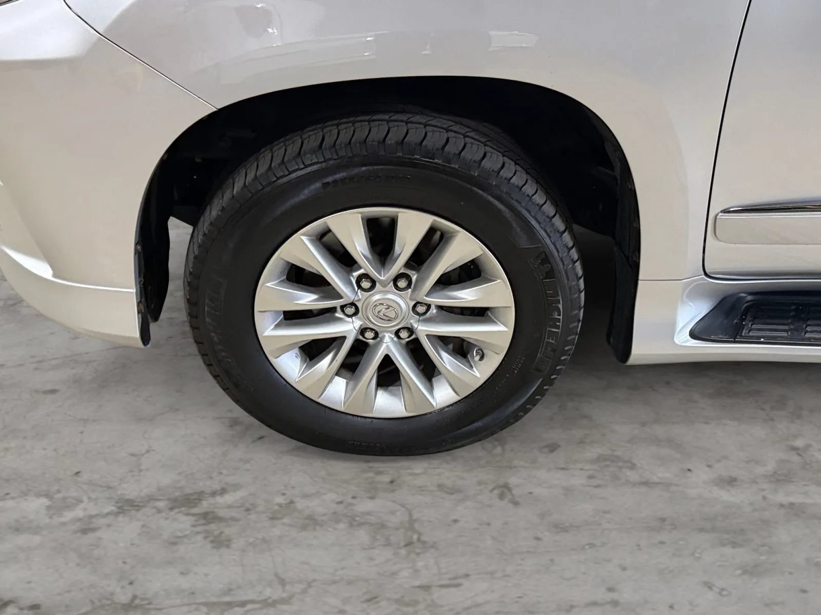 Used 2019 Lexus GX 460 Premium AWD/4WD image 43