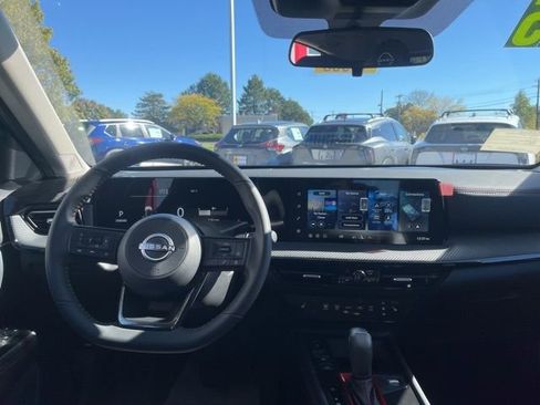 New 2026 Nissan Kicks SR w/ Cold Weather Package AWD/4WD image 7