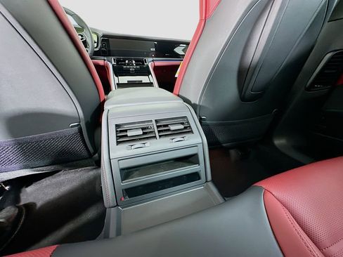 New 2026 Porsche Panamera image 27