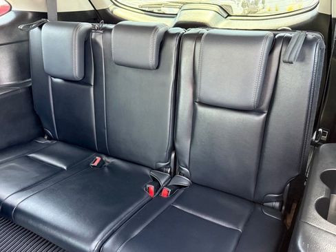 Used 2016 Toyota Highlander Limited FWD image 33