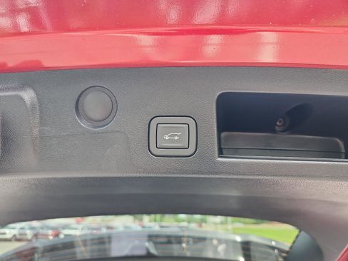 New 2026 GMC Terrain Elevation FWD image 9
