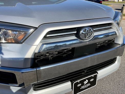 Used 2022 Toyota 4Runner Limited image 9
