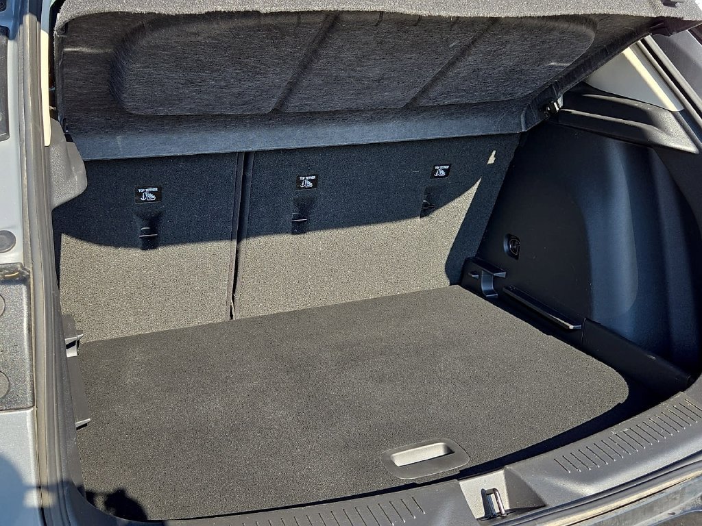 Used 2024 Buick Encore GX Sport Touring w/ Comfort Package FWD image 9