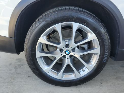 Used 2026 BMW X5 xDrive40i w/ Parking Assistance Package AWD/4WD image 9