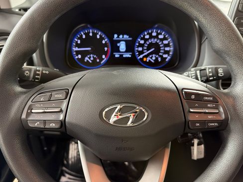 Used 2018 Hyundai Kona SE FWD image 22