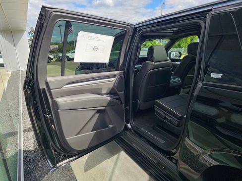 New 2026 Cadillac Escalade ESV Sport AWD/4WD image 16