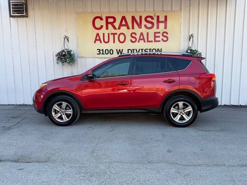 Used 2015 Toyota RAV4 XLE FWD image 6