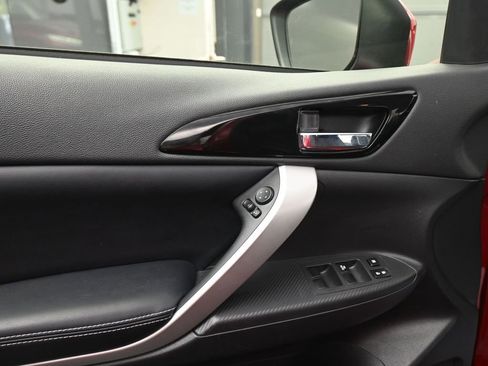 Used 2023 Mitsubishi Eclipse Cross SE image 40