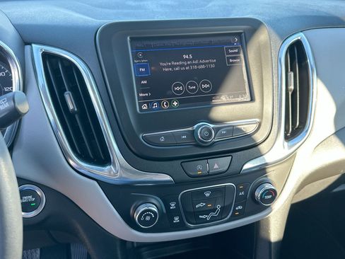 Used 2023 Chevrolet Equinox LS image 16