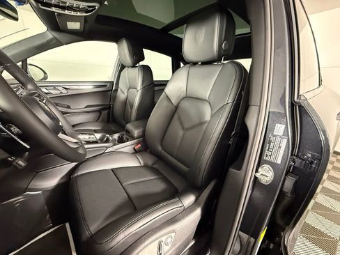 New 2026 Porsche Macan S image 5