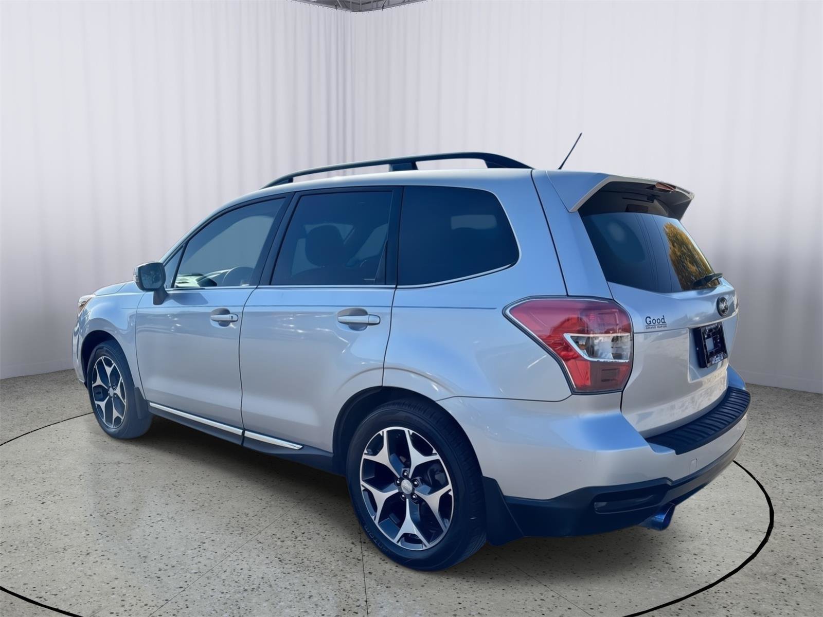 Used 2015 Subaru Forester 2.0XT Touring w/ Eyesight & Navigation System AWD/4WD image 10
