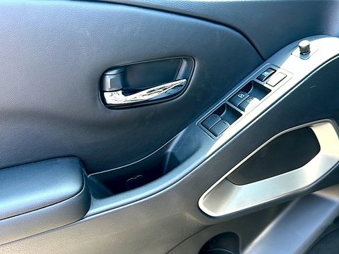 New 2026 Nissan Frontier SV w/ SV Convenience Package image 13