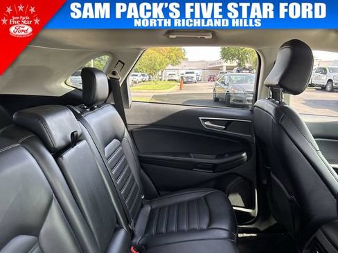 Used 2023 Ford Edge SEL AWD/4WD image 16