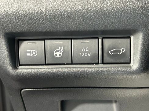 Used 2025 Toyota Grand Highlander AWD Hybrid image 33