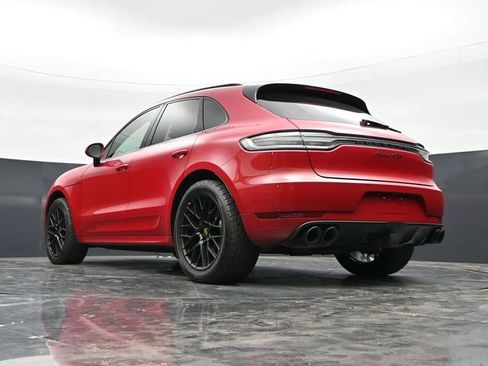 Used 2021 Porsche Macan GTS w/ Sport Chrono Package AWD/4WD image 42