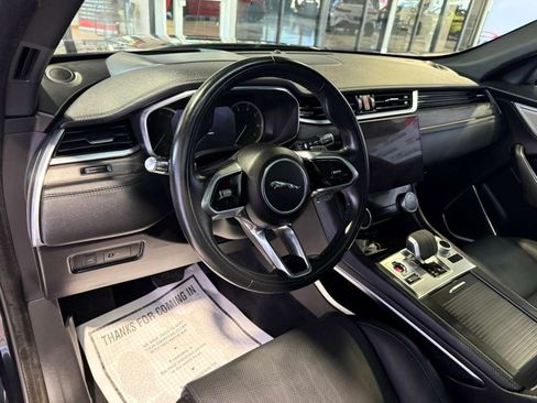 Used 2022 Jaguar F-PACE S AWD/4WD image 34
