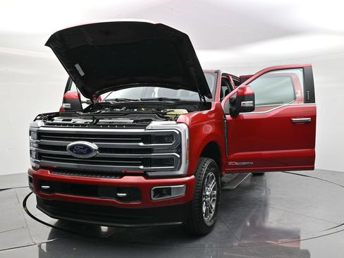 Used 2023 Ford F250 Limited AWD/4WD image 54