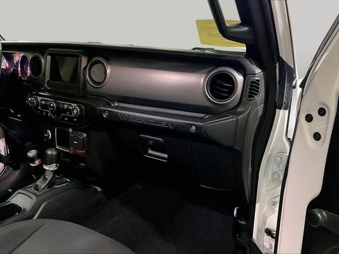 Used 2022 Jeep Wrangler Unlimited Sport AWD/4WD image 17