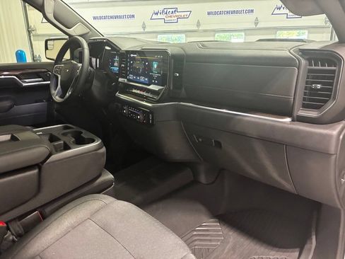 Used 2026 Chevrolet Silverado 1500 LT Trail Boss w/ Protection Package AWD/4WD image 37