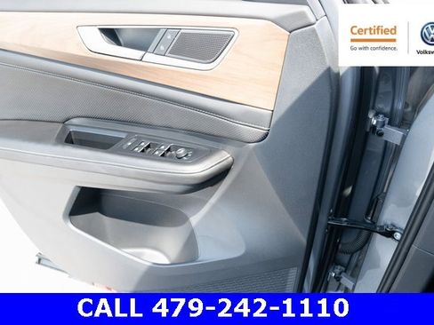 Certified 2024 Volkswagen Atlas SE image 25