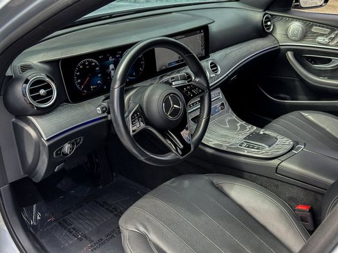 Used 2021 Mercedes-Benz E 350 4MATIC Sedan image 19