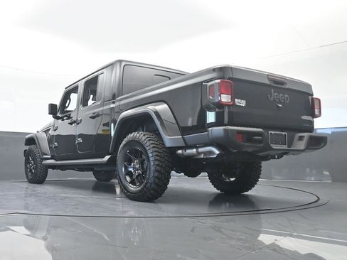 Used 2025 Jeep Gladiator Sport image 58