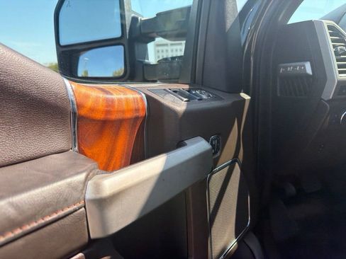 Used 2015 Ford F150 King Ranch w/ Equipment Group 601A Luxury AWD/4WD image 19