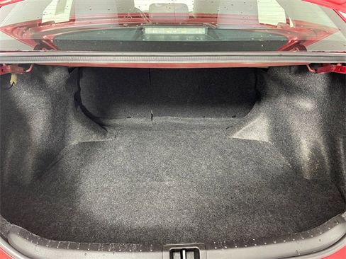 Used 2017 Toyota Corolla L image 17