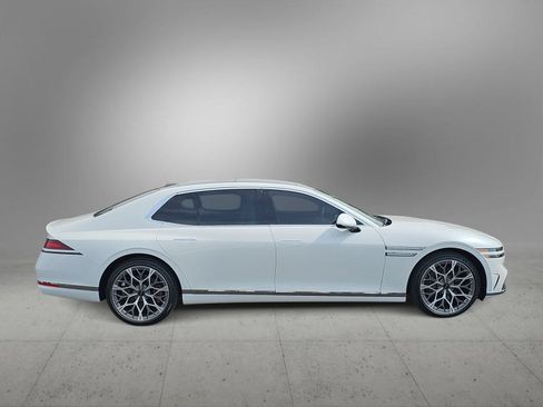 Certified 2026 Genesis G90 3.5T AWD/4WD image 9