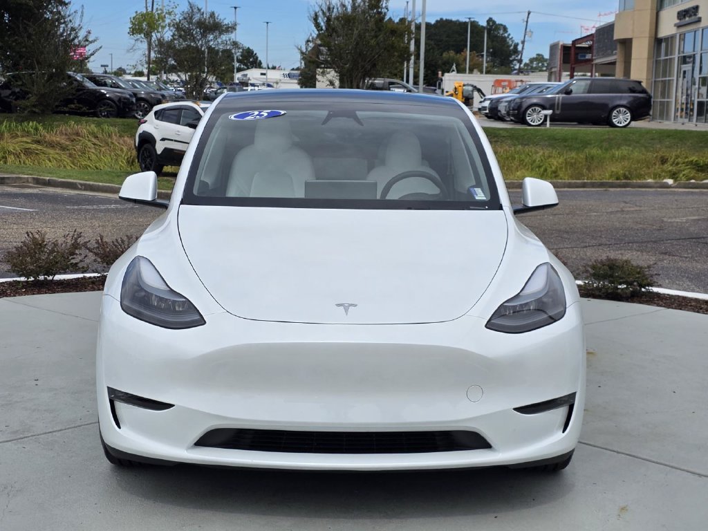 Used 2025 Tesla Model Y Performance AWD/4WD image 2