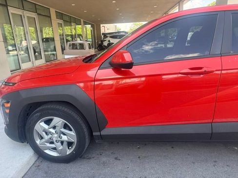 Used 2024 Hyundai Kona SE FWD image 9