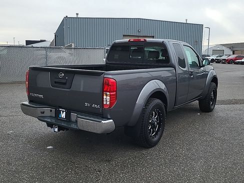 Used 2019 Nissan Frontier SV AWD/4WD image 7