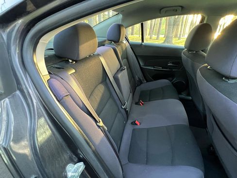Used 2014 Chevrolet Cruze LT FWD image 16
