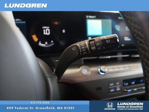 Used 2025 Hyundai Kona SEL AWD/4WD image 22