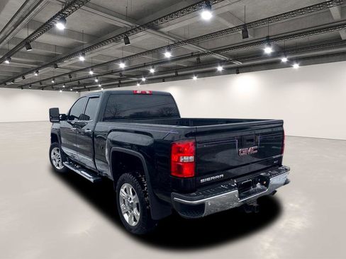 Used 2018 GMC Sierra 2500 SLT w/ Snow Plow Prep Package image 3