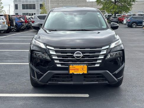 Used 2025 Nissan Rogue SV image 9